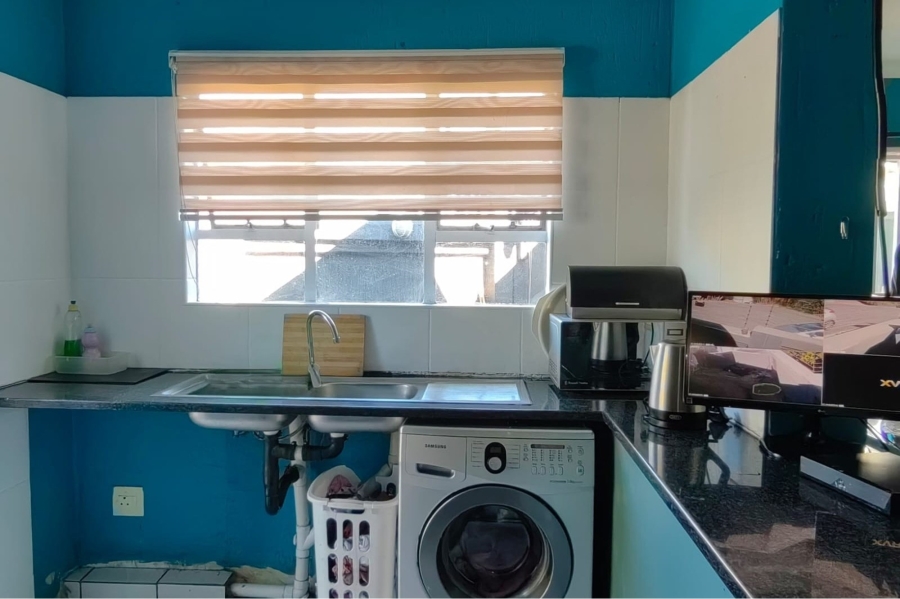 2 Bedroom Property for Sale in Oakdene Gauteng