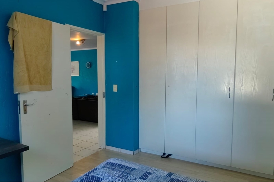 2 Bedroom Property for Sale in Oakdene Gauteng