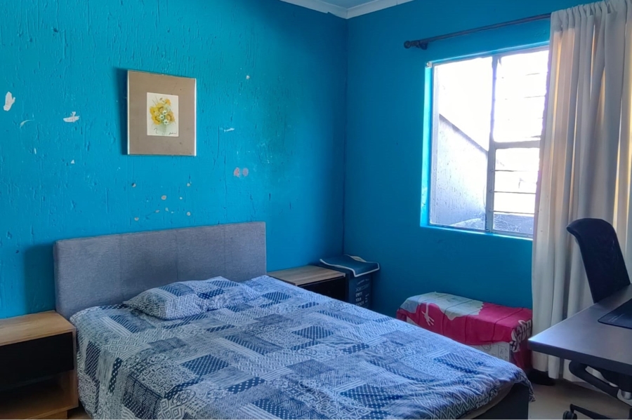 2 Bedroom Property for Sale in Oakdene Gauteng