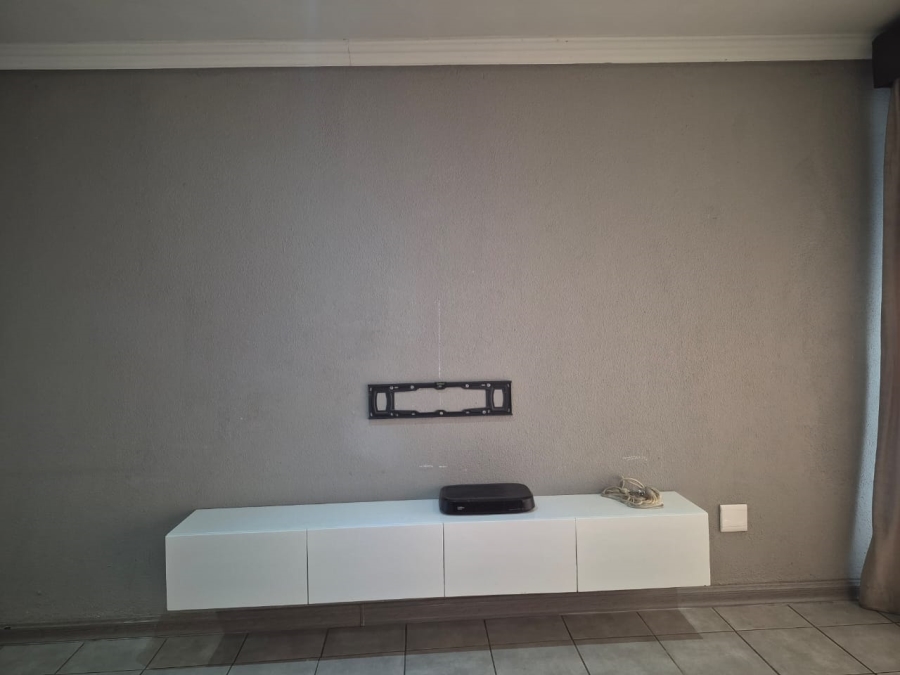 2 Bedroom Property for Sale in Florida Gauteng