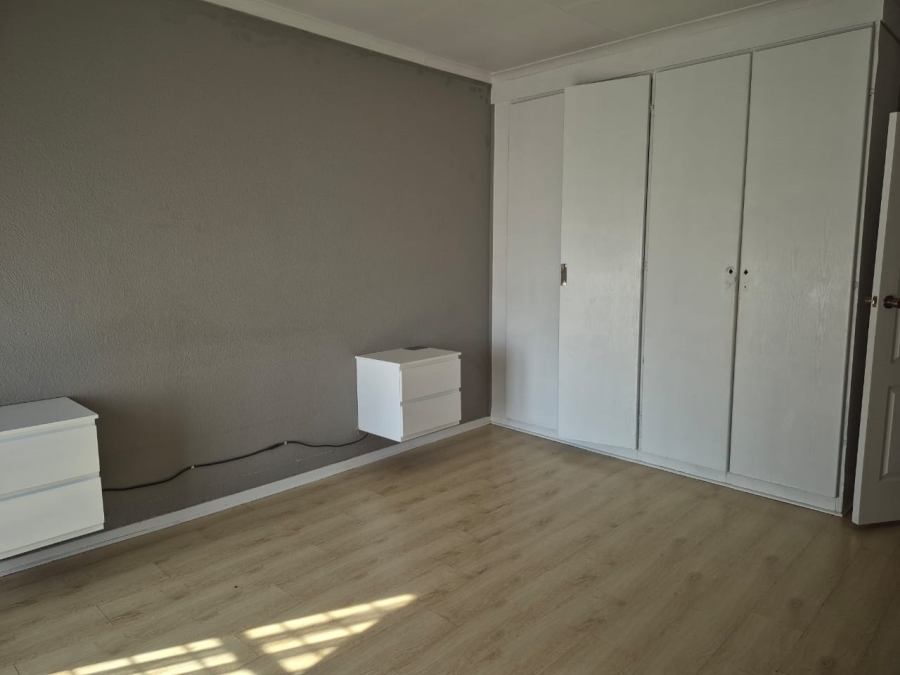 2 Bedroom Property for Sale in Florida Gauteng