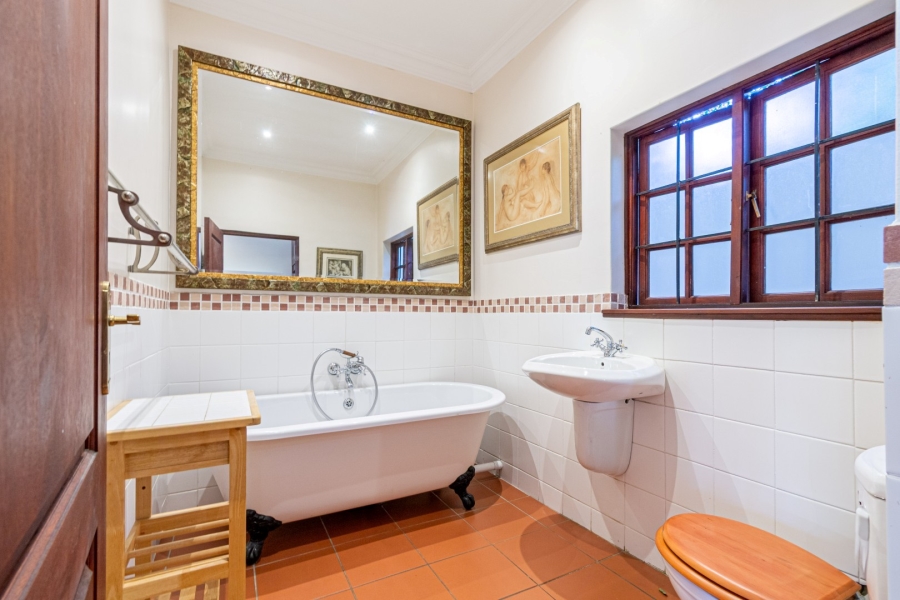 3 Bedroom Property for Sale in Greenside Gauteng