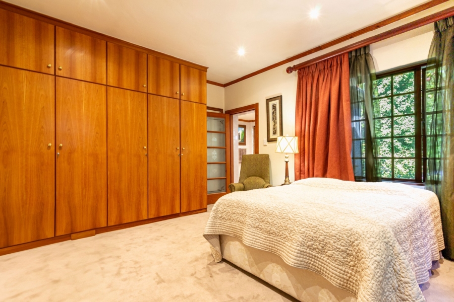 3 Bedroom Property for Sale in Greenside Gauteng