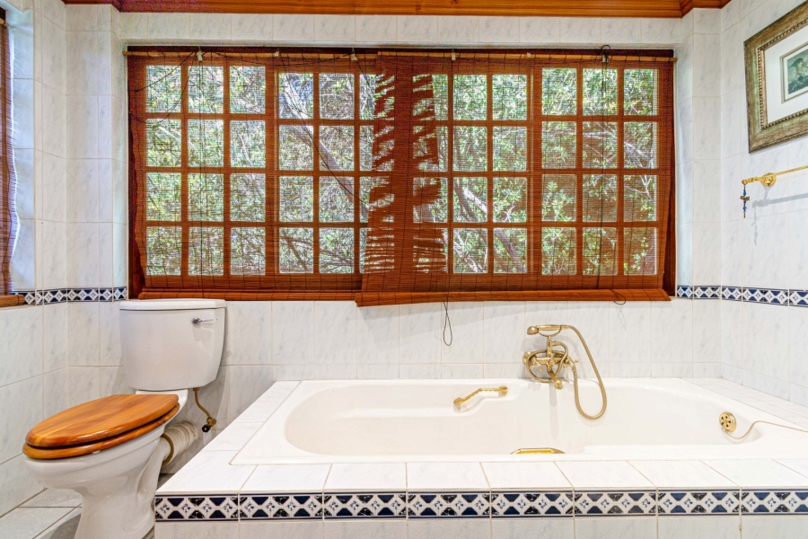 3 Bedroom Property for Sale in Greenside Gauteng