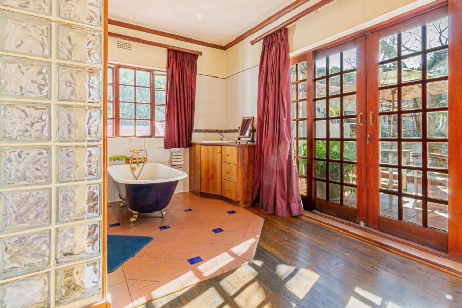 3 Bedroom Property for Sale in Greenside Gauteng