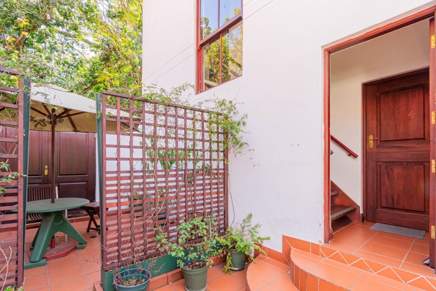 3 Bedroom Property for Sale in Greenside Gauteng