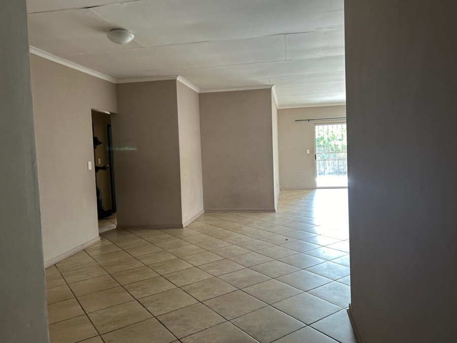 To Let 3 Bedroom Property for Rent in Wonderboom South Gauteng