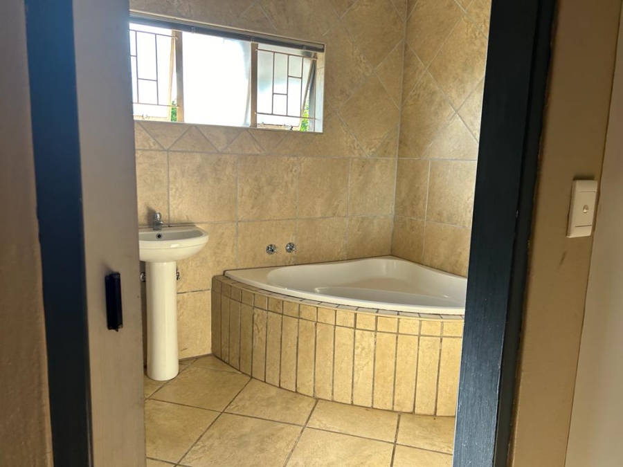 To Let 3 Bedroom Property for Rent in Wonderboom South Gauteng