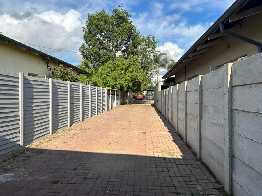 To Let 3 Bedroom Property for Rent in Wonderboom South Gauteng