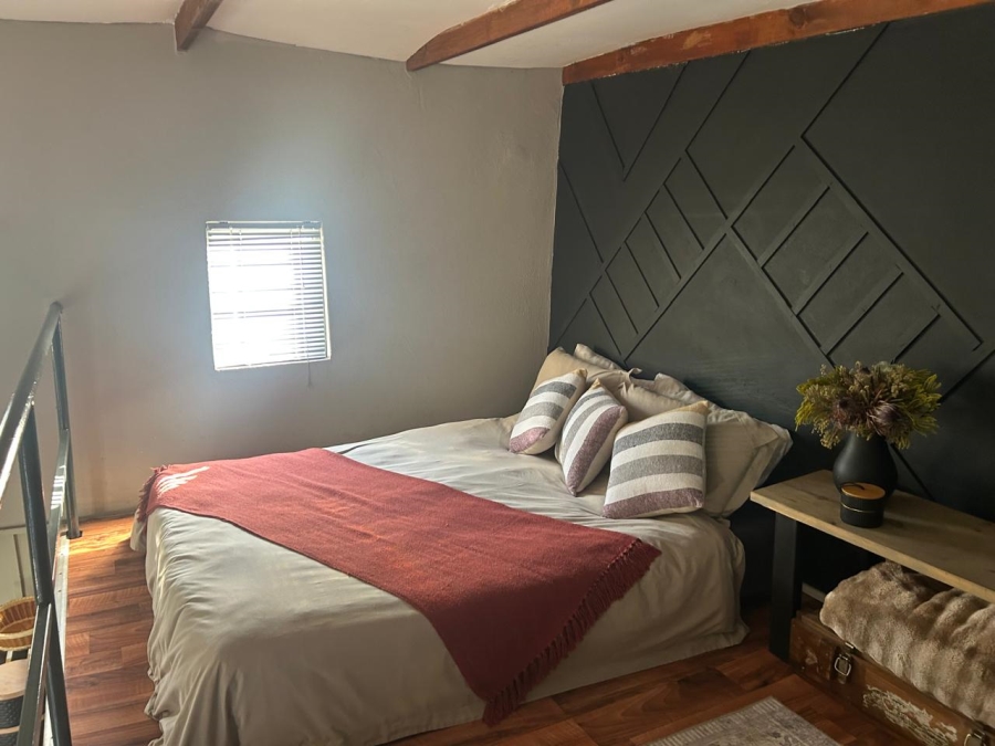1 Bedroom Property for Sale in Waverley Gauteng