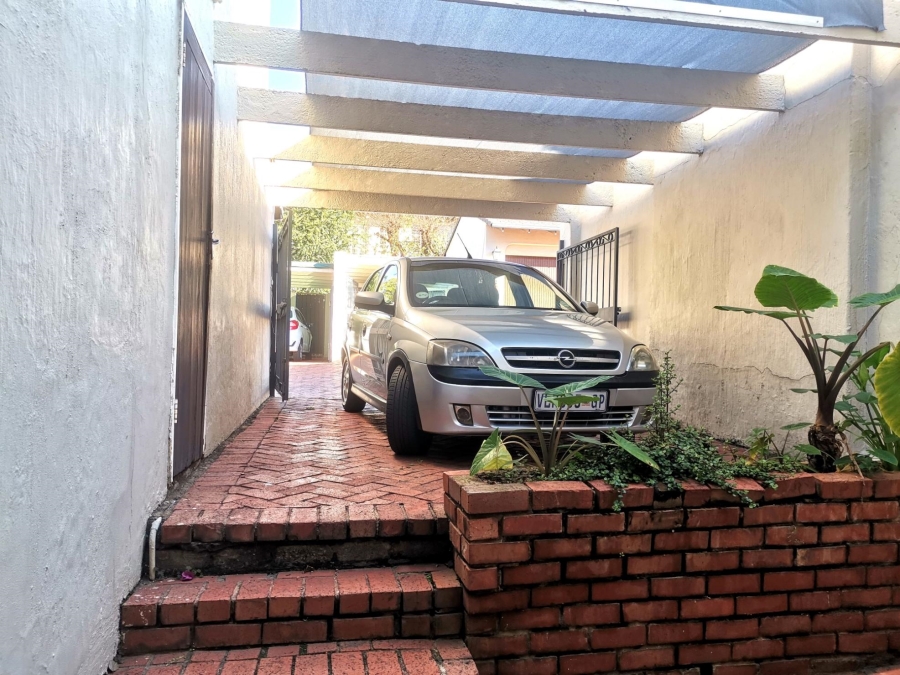 To Let 3 Bedroom Property for Rent in Edenburg Gauteng