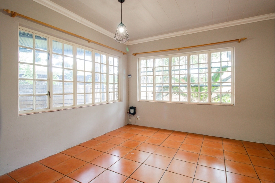 4 Bedroom Property for Sale in Wierda Park Gauteng