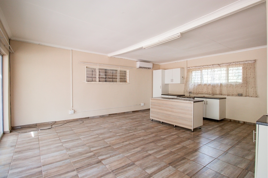 4 Bedroom Property for Sale in Wierda Park Gauteng