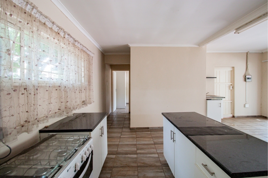 4 Bedroom Property for Sale in Wierda Park Gauteng