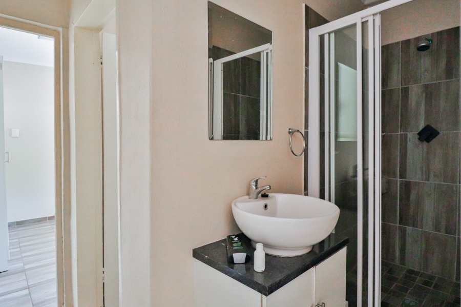 4 Bedroom Property for Sale in Wierda Park Gauteng