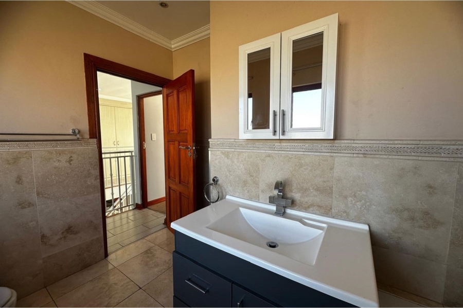 To Let 3 Bedroom Property for Rent in Sunair Park Gauteng