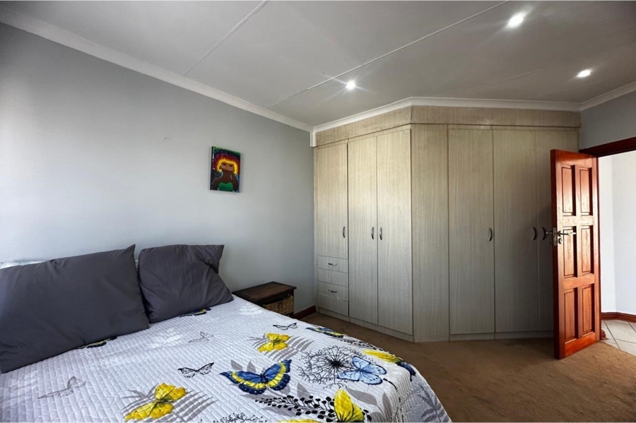 To Let 3 Bedroom Property for Rent in Sunair Park Gauteng