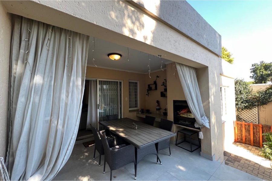 To Let 3 Bedroom Property for Rent in North Riding Gauteng