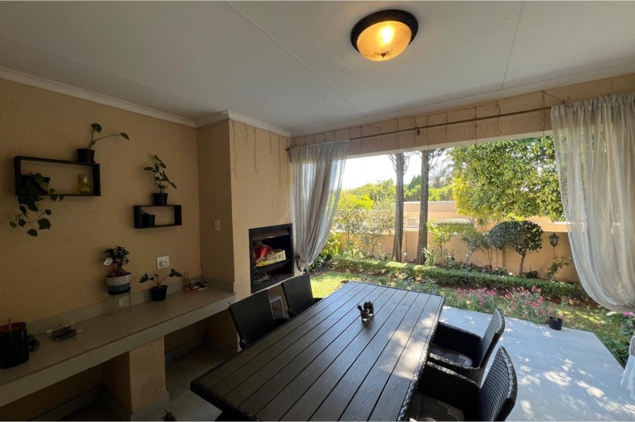 To Let 3 Bedroom Property for Rent in North Riding Gauteng