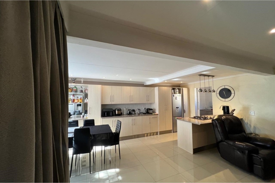 To Let 3 Bedroom Property for Rent in North Riding Gauteng