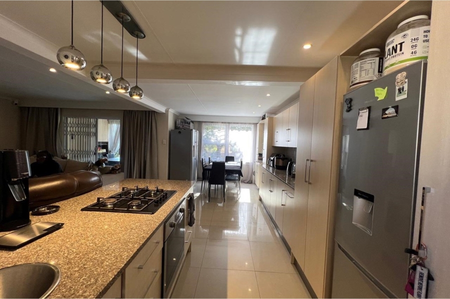 To Let 3 Bedroom Property for Rent in North Riding Gauteng
