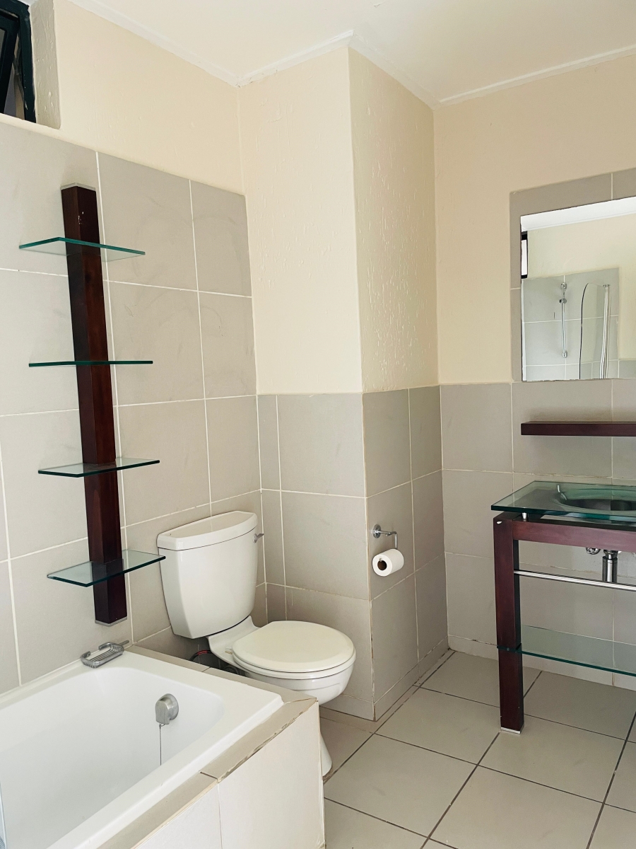 To Let 1 Bedroom Property for Rent in Jackal Creek Golf Estate Gauteng