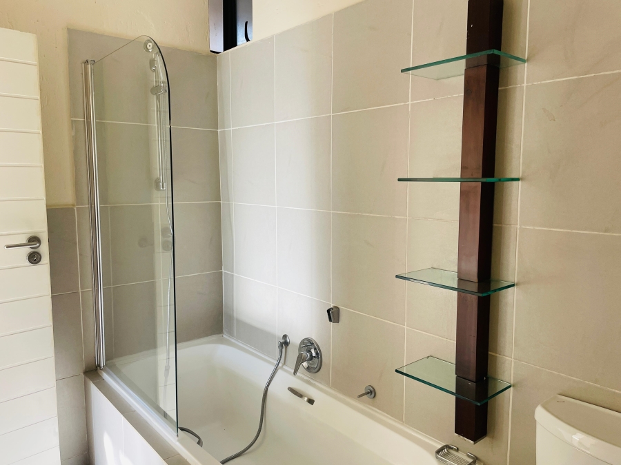 To Let 1 Bedroom Property for Rent in Jackal Creek Golf Estate Gauteng