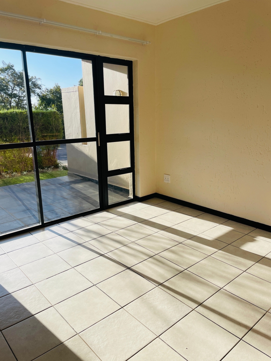 To Let 1 Bedroom Property for Rent in Jackal Creek Golf Estate Gauteng