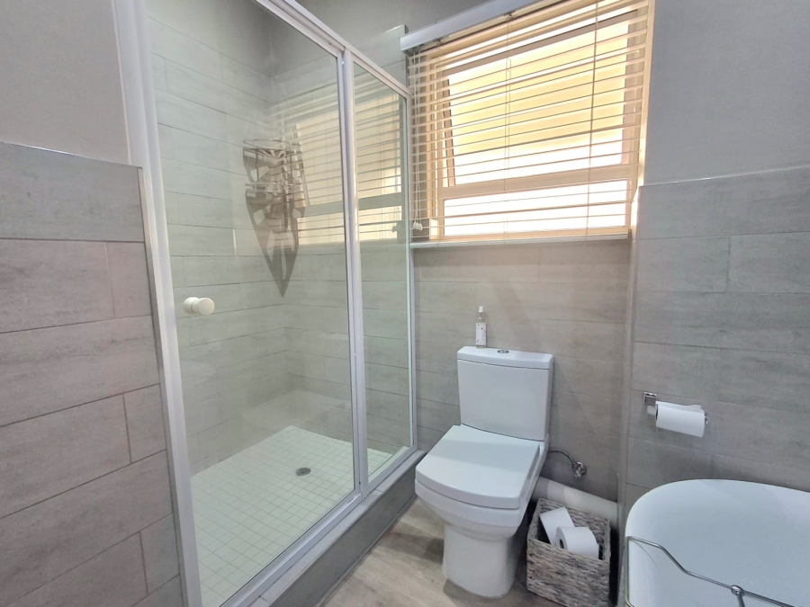 2 Bedroom Property for Sale in Greenstone Hill Gauteng