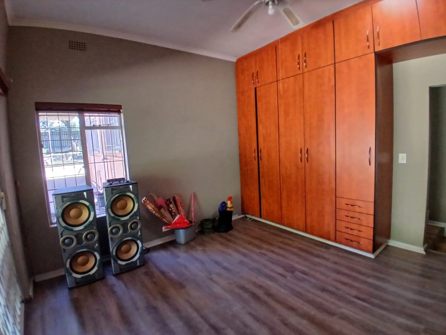 4 Bedroom Property for Sale in Randhart Gauteng