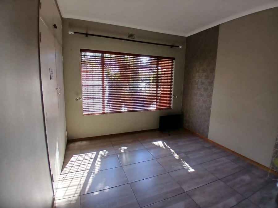 4 Bedroom Property for Sale in Randhart Gauteng
