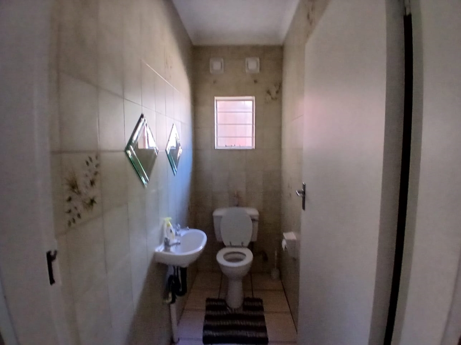 4 Bedroom Property for Sale in Randhart Gauteng