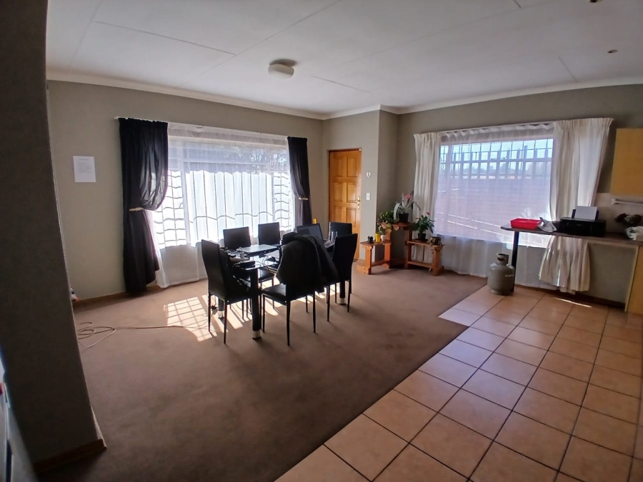 4 Bedroom Property for Sale in Randhart Gauteng