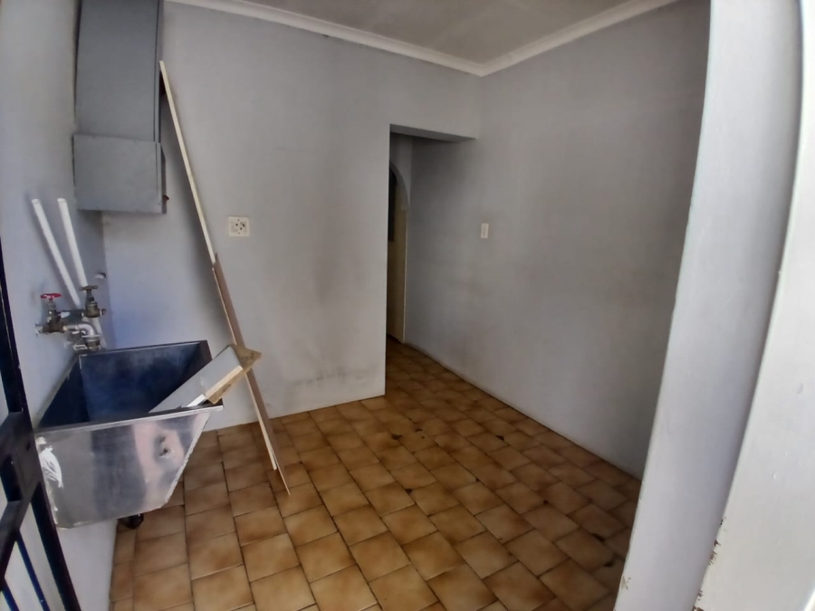 3 Bedroom Property for Sale in Brackendowns Gauteng