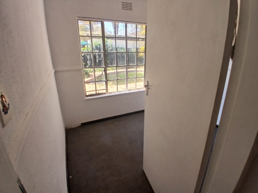3 Bedroom Property for Sale in Brackendowns Gauteng