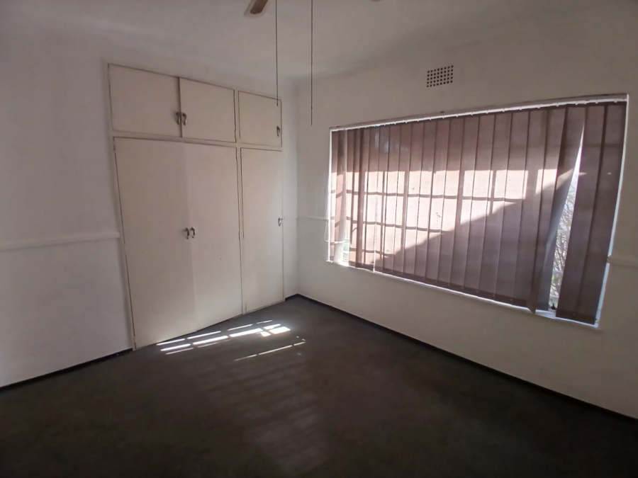 3 Bedroom Property for Sale in Brackendowns Gauteng