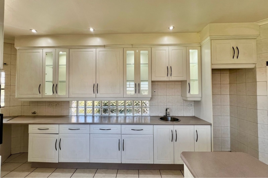 3 Bedroom Property for Sale in North Riding Gauteng