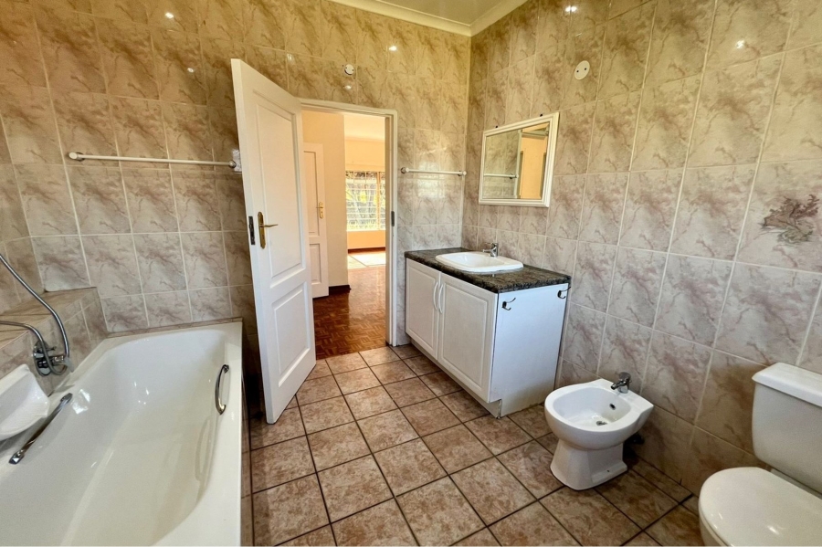 3 Bedroom Property for Sale in North Riding Gauteng