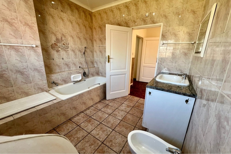 3 Bedroom Property for Sale in North Riding Gauteng
