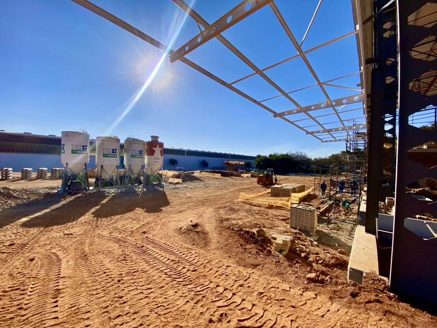 To Let commercial Property for Rent in Randjespark Gauteng