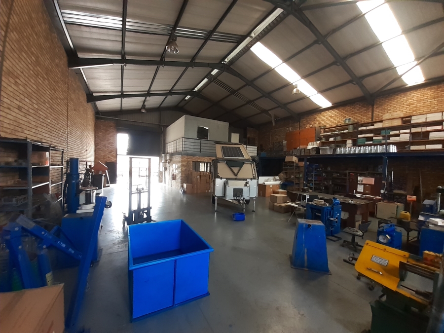 To Let commercial Property for Rent in Princess A H Gauteng