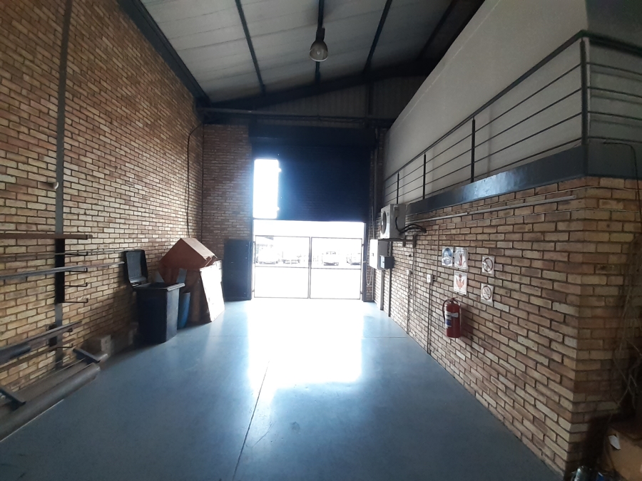 To Let commercial Property for Rent in Princess A H Gauteng