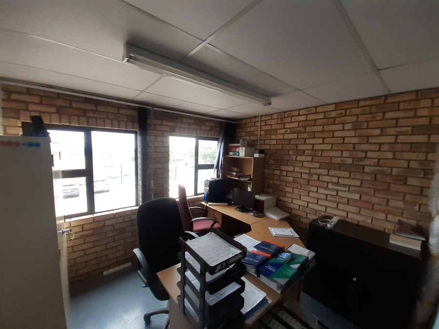 To Let commercial Property for Rent in Princess A H Gauteng