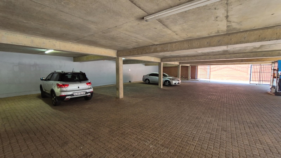 To Let commercial Property for Rent in Silvertondale Gauteng