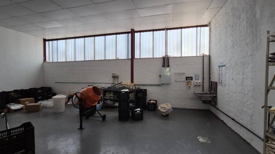To Let commercial Property for Rent in Silvertondale Gauteng