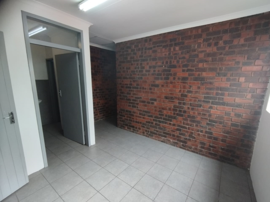 To Let commercial Property for Rent in Jet Park Gauteng