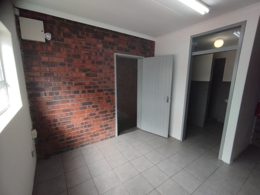 To Let commercial Property for Rent in Jet Park Gauteng