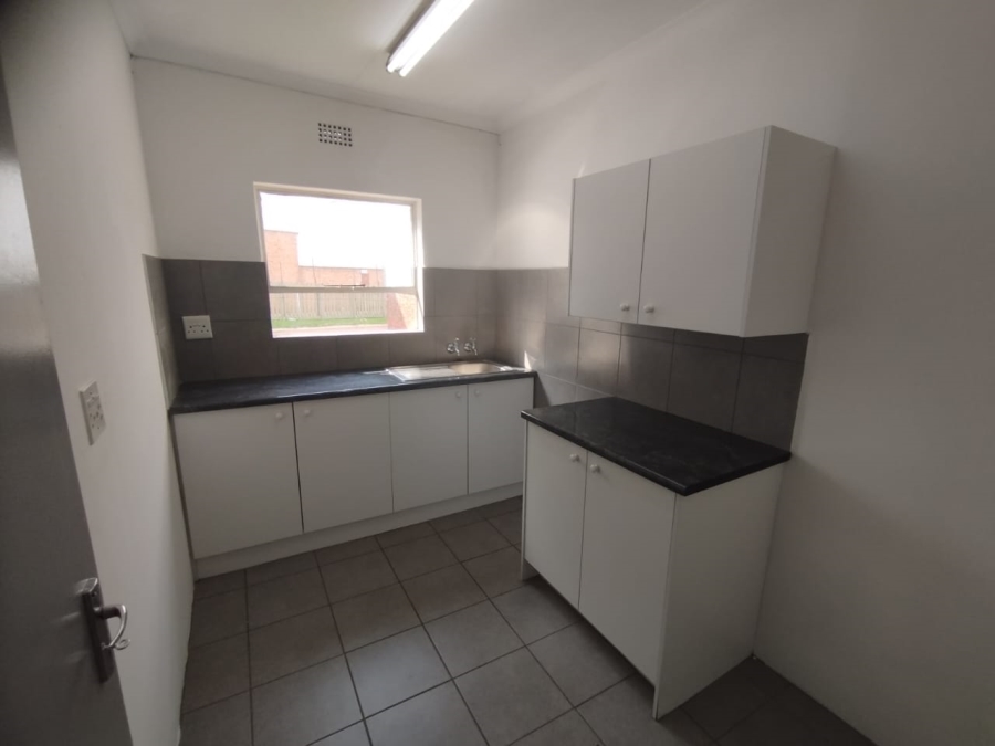 To Let commercial Property for Rent in Jet Park Gauteng