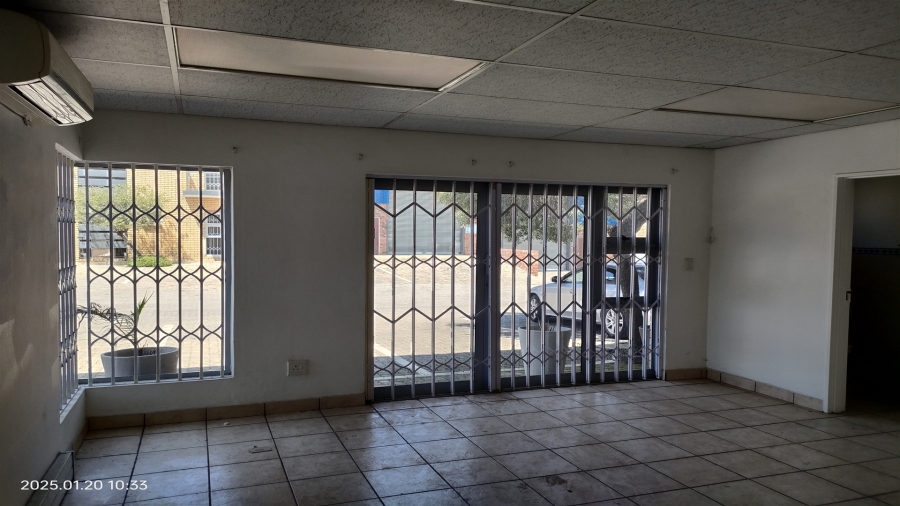 To Let commercial Property for Rent in North Riding Gauteng