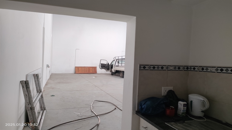To Let commercial Property for Rent in North Riding Gauteng